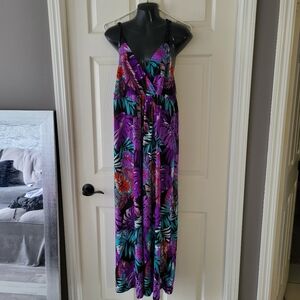 Beautiful purple sun dress/beach dress or cover up. Size 1xl
